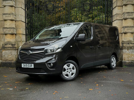 VAUXHALL VIVARO 1.6 CDTi 2700 Sportive